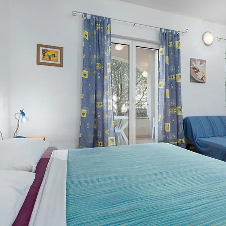 Appartamento House Laura 200m From The Beach And The Center Porec